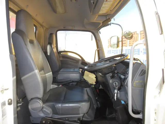 いすゞ フォワード TKG-FRR90S1(2WD)の写真15