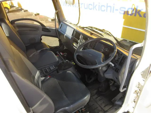 いすゞ フォワード TKG-FRR90S1(2WD)の写真16