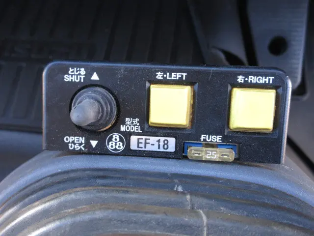 いすゞ フォワード TKG-FRR90S1(2WD)の写真22