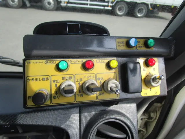 日野 デュトロ TSG-XKU600X(2WD)の写真17