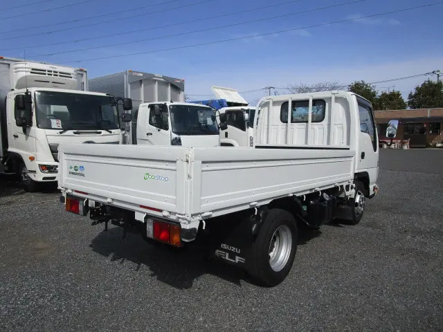 いすゞ エルフ TRG-NJR85A(2WD)の写真4