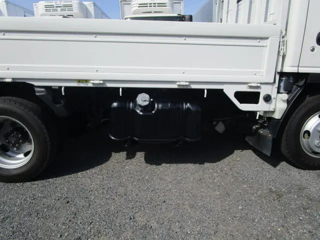 いすゞ エルフ TRG-NJR85A(2WD)の写真35