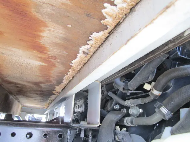 いすゞ エルフ TRG-NJR85A(2WD)の写真47