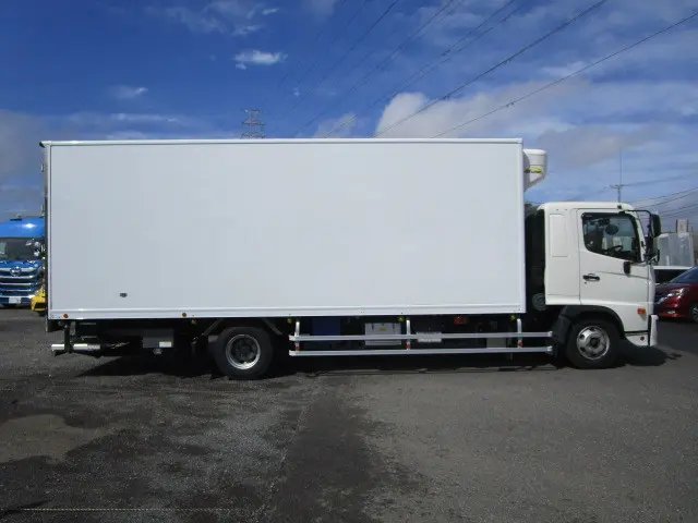 日野 レンジャー 2KG-FD2ABG(2WD)の写真6