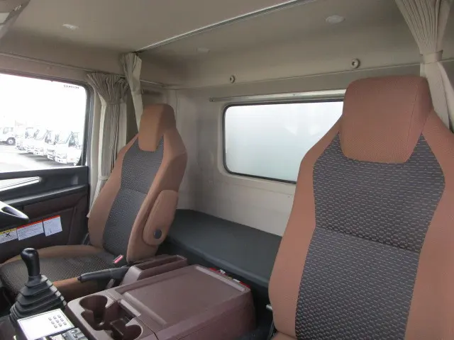 日野 レンジャー 2KG-FD2ABG(2WD)の写真21
