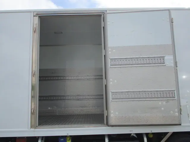 日野 レンジャー 2KG-FD2ABG(2WD)の写真36