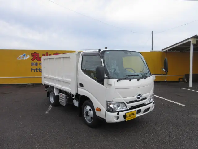 日野 デュトロ 2DG-XZU675T(4WD)の写真2