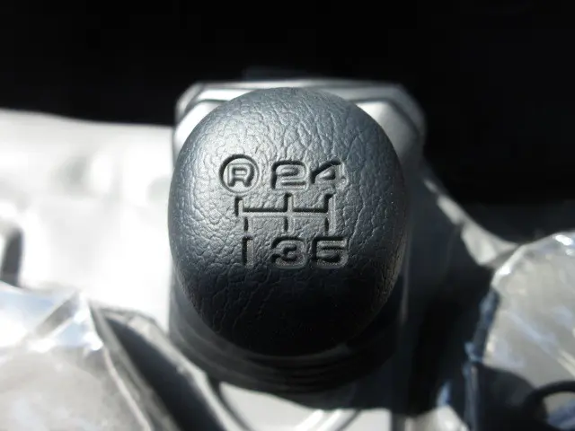 日野 デュトロ 2DG-XZU675T(4WD)の写真32