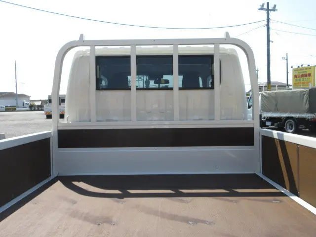 日野 デュトロ 2DG-XZU685M(4WD)の写真9