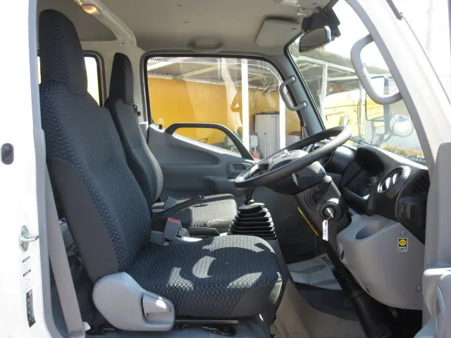 日野 デュトロ 2DG-XZU685M(4WD)の写真13