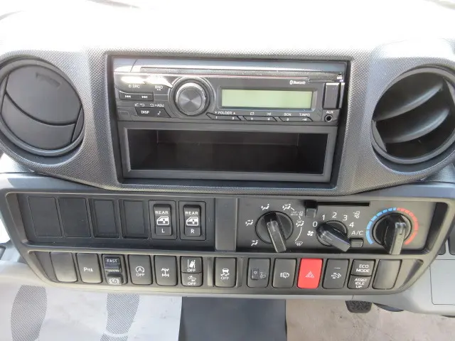 日野 デュトロ 2DG-XZU685M(4WD)の写真15