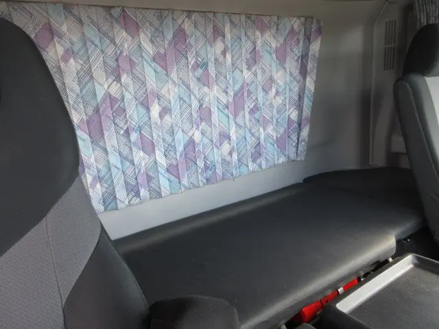 日野 プロフィア QPG-SH1EDDG(2WD)の写真19