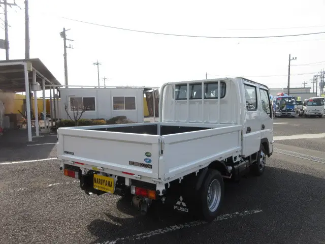 三菱 キャンター 2RG-FBA20(2WD)の写真4