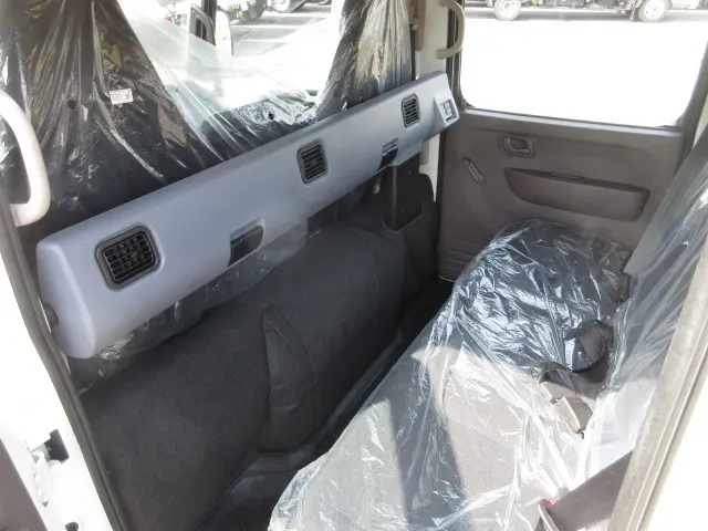 三菱 キャンター 2RG-FBA20(2WD)の写真28