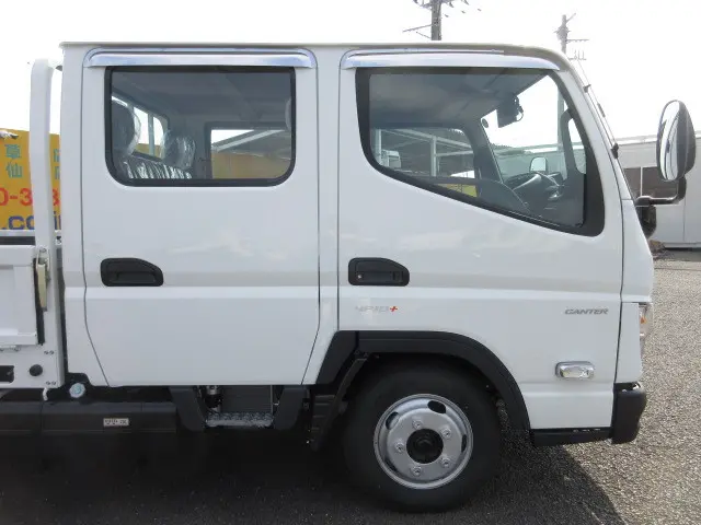 三菱 キャンター 2RG-FBA20(2WD)の写真41