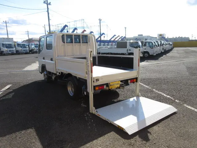 三菱 キャンター 2RG-FBA20(2WD)の写真9