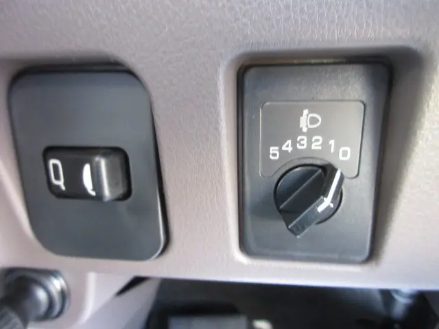 三菱 キャンター 2RG-FBA20(2WD)の写真19