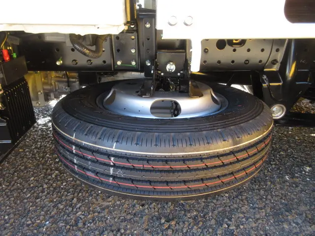 三菱 キャンター 2RG-FBA20(2WD)の写真37