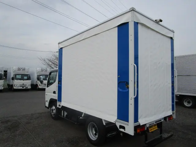 三菱 キャンター 2RG-FBA20(2WD)の写真3
