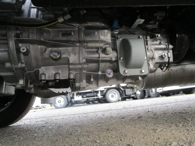 三菱 キャンター 2RG-FBA20(2WD)の写真32