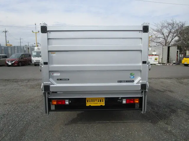 三菱 キャンター 2RG-FEAV0(2WD)の写真7