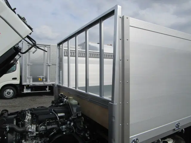 三菱 キャンター 2RG-FEAV0(2WD)の写真37