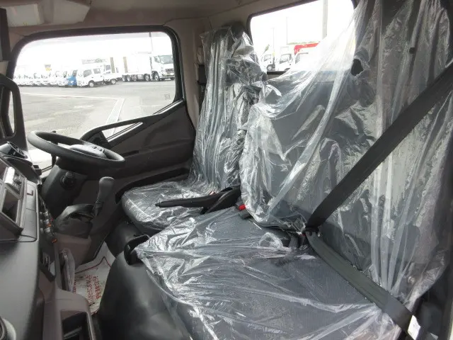 三菱 キャンター 2RG-FBA60(2WD)の写真29