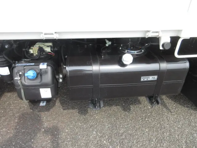 三菱 キャンター 2RG-FBA60(2WD)の写真44