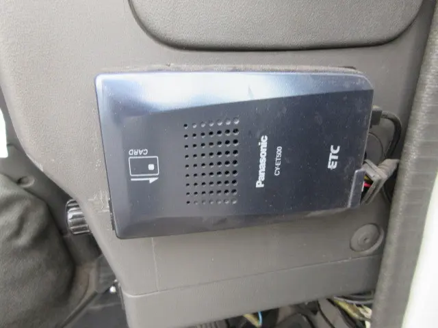 いすゞ エルフ KR-NKR81EA(2WD)の写真20