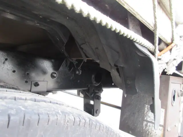 いすゞ エルフ KR-NKR81EA(2WD)の写真45