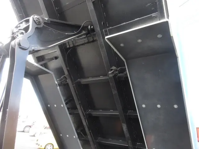 日野 プロフィア 2DG-FS1AGE(6x4)の写真20