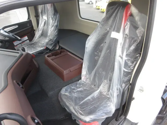 日野 プロフィア 2DG-FS1AGE(6x4)の写真34