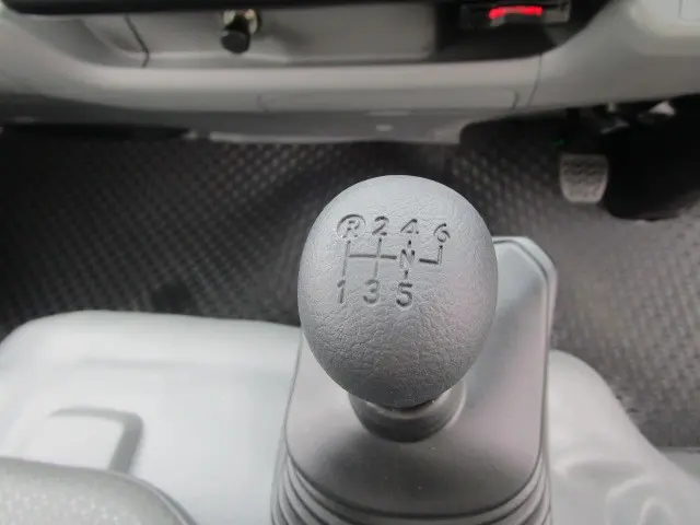 トヨタ ダイナ 2KG-XZC605(2WD)の写真17