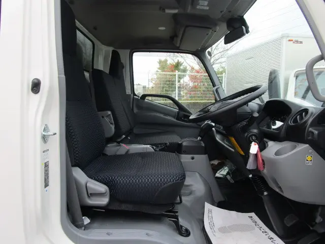 日野 デュトロ 2KG-XZU710M(2WD)の写真11