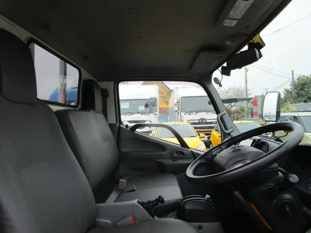 トヨタ ダイナ 2RG-XZC605(2WD)の写真11