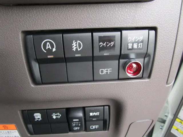 三菱 キャンター 2PG-FEB90(2WD)の写真18