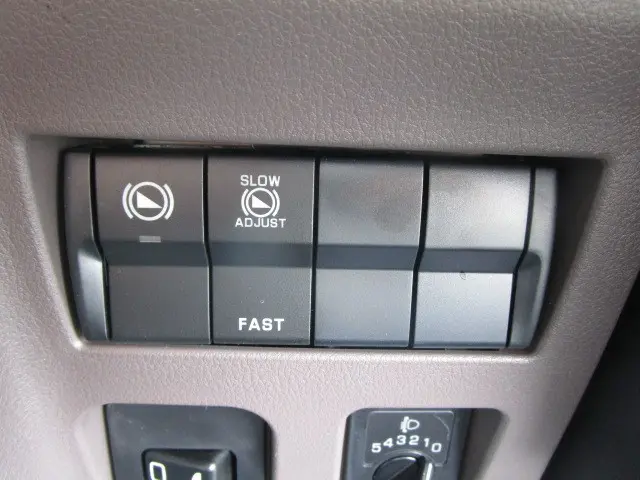 三菱 キャンター 2PG-FEB90(2WD)の写真20