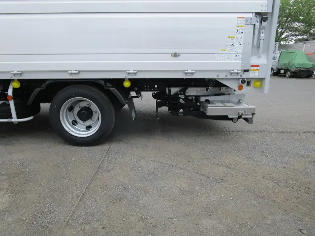 三菱 キャンター 2PG-FEB90(2WD)の写真38