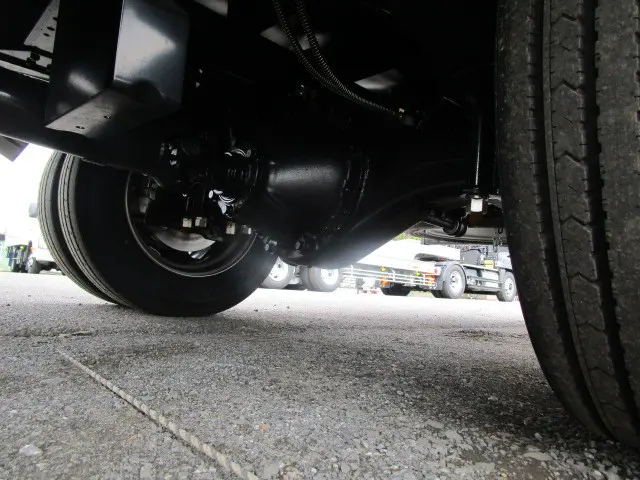 三菱 キャンター 2PG-FEB90(2WD)の写真33