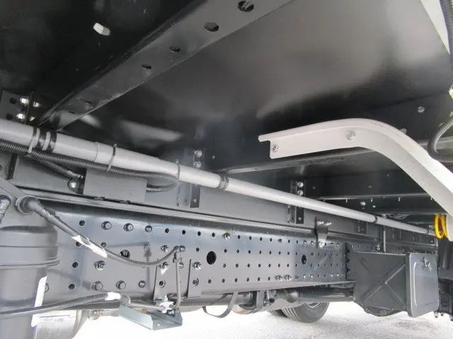 三菱 キャンター 2PG-FEB90(2WD)の写真34