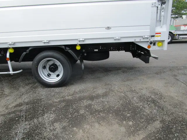 三菱 キャンター 2PG-FEB90(2WD)の写真36