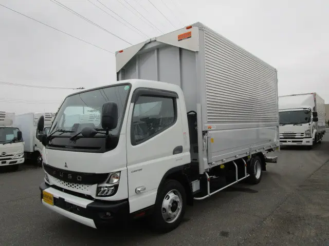 三菱 キャンター 2PG-FEB90(2WD)の写真5
