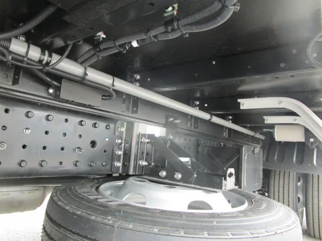 三菱 キャンター 2PG-FEB90(2WD)の写真36