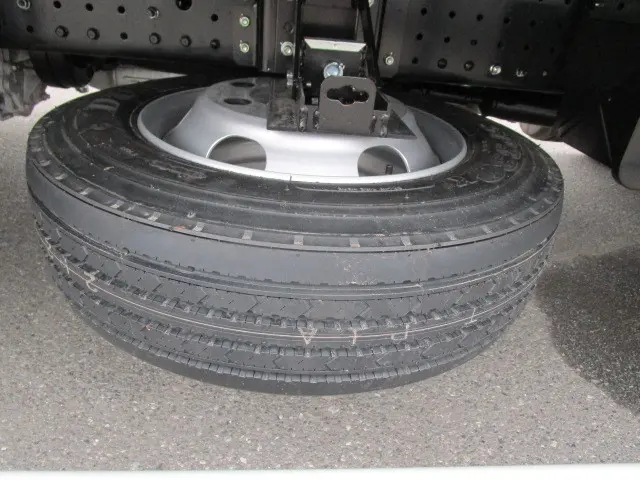 三菱 キャンター 2PG-FEB90(2WD)の写真45