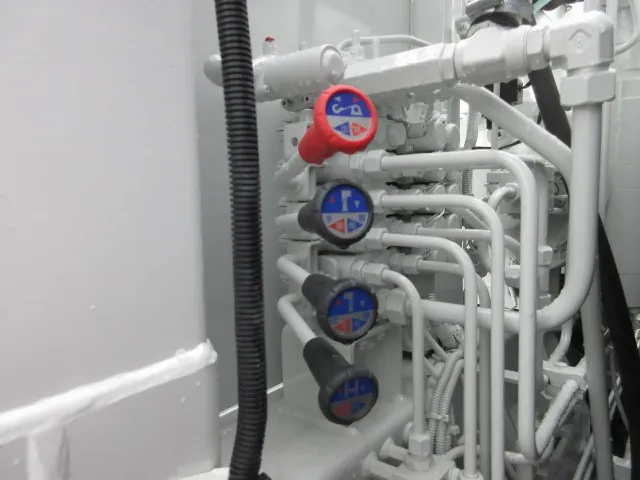 三菱 スーパーグレート 2PG-FS80VZ(8x4)の写真44