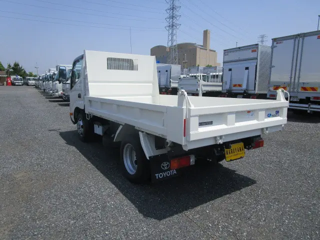 トヨタ ダイナ 2KG-XZC600D(2WD)の写真7