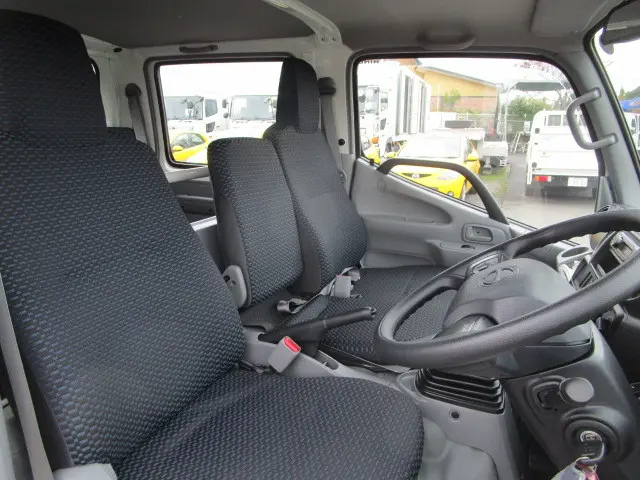日野 デュトロ 2KG-XZU605M(2WD)の写真11