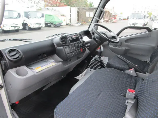 日野 デュトロ 2KG-XZU605M(2WD)の写真21