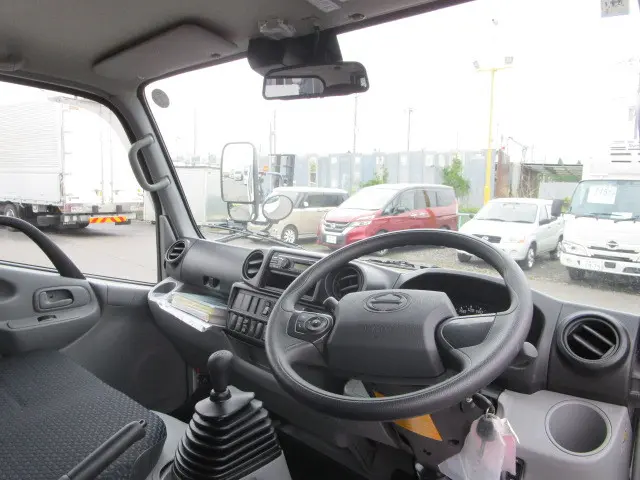 日野 デュトロ 2KG-XZU605M(2WD)の写真10