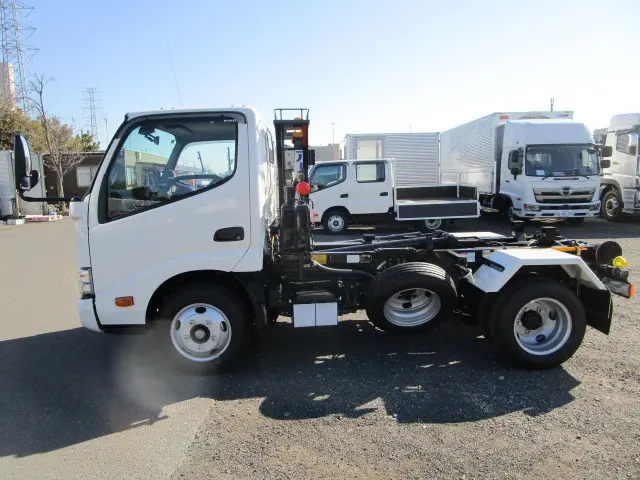 日野 デュトロ 2KG-XZU605M(2WD)の写真5